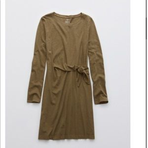 AERIE side tie long sleeve dress